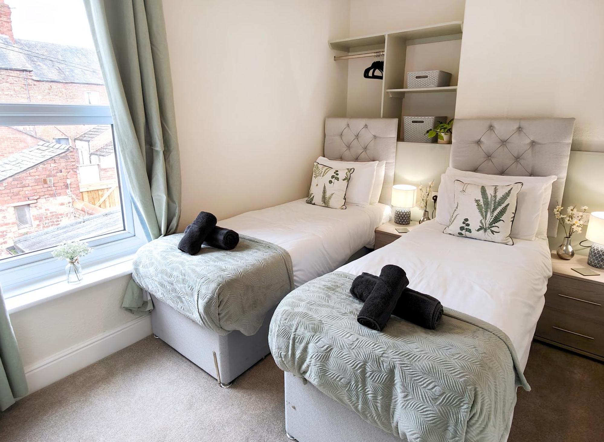 Douglas House, Near Hospital, Attractive And Comfy 2 Bedroom House With Enclosed Yard To Rear Карлайл Екстериор снимка